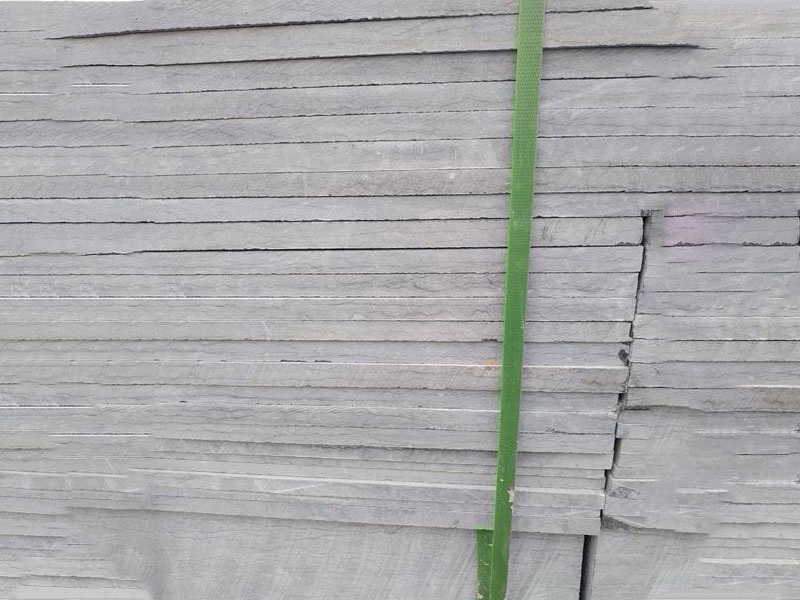 擺放整齊的青石板材[編號(hào)041]